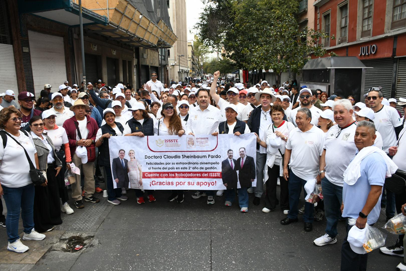 Asamblea informativa de la presidenta Claudia Sheinbaum Pardo en el Zócalo de la Ciudad de México 
